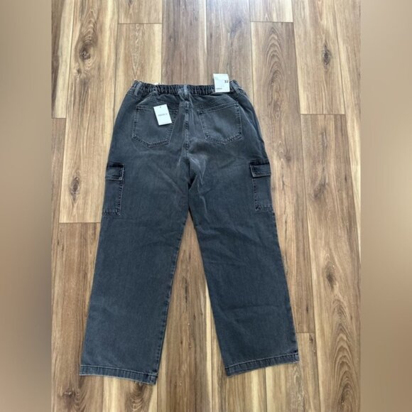 Forever 21 womens cargo jeans size 32 NWT - Picture 4 of 4